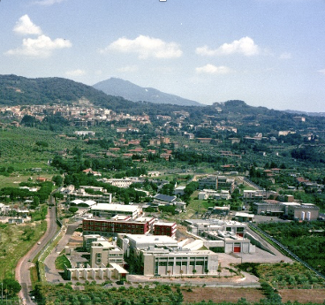 ENEA-Research Center in Frascati, site of the DTT. Placement in the surrounding environment